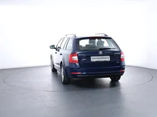 Škoda Octavia Combi 4x4 Ambition TDI DSG in Pacific-Blau