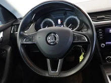 Škoda Octavia Combi 4x4 Ambition TDI DSG in Pacific-Blau