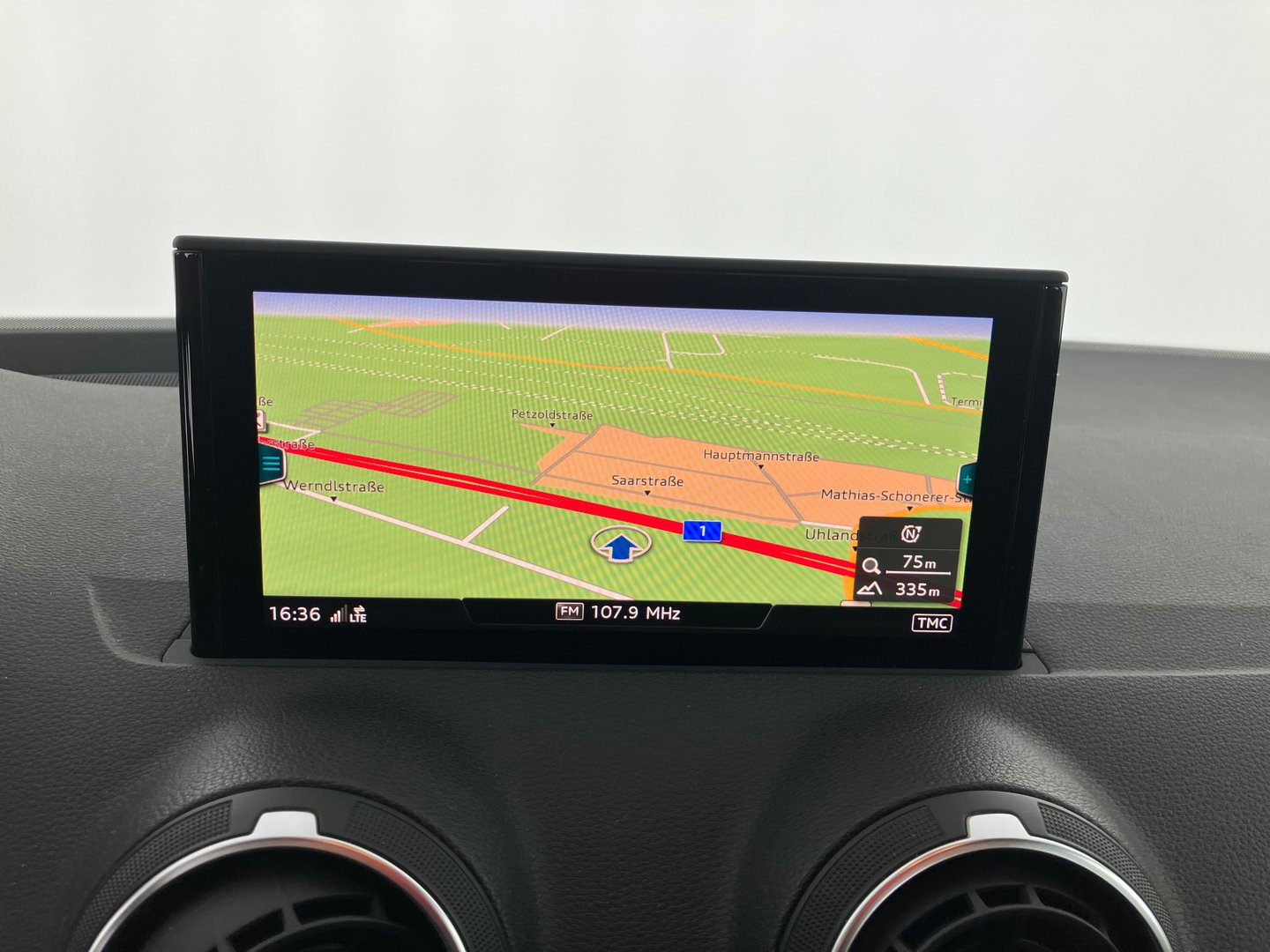 Audi Q2 30 TDI | Bild 9 von 14
