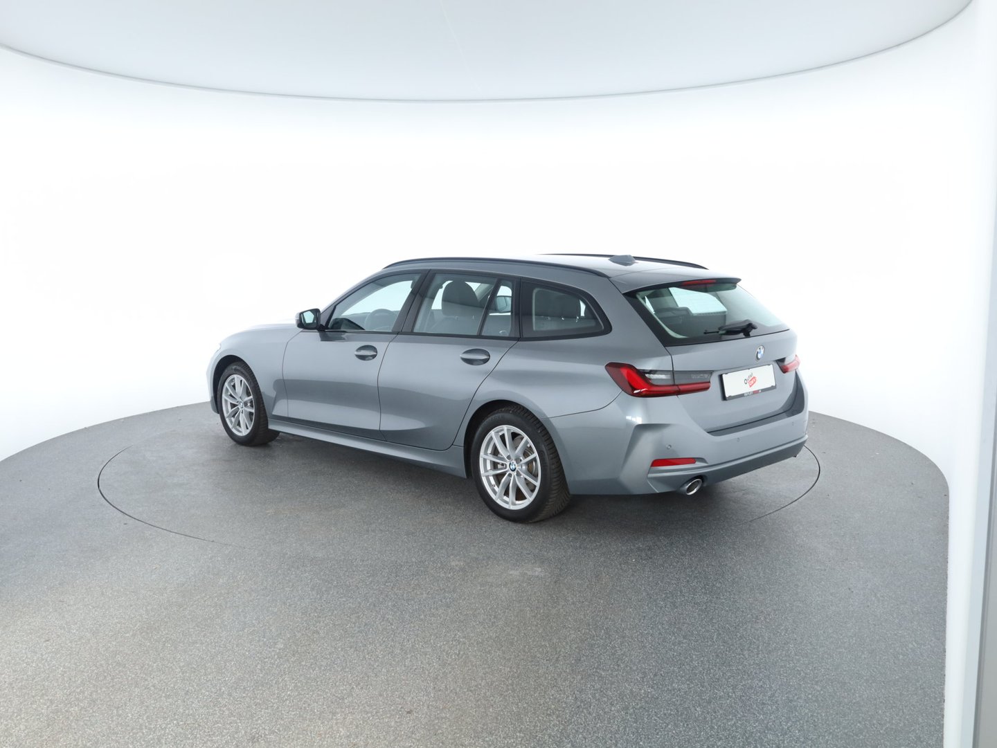 BMW 316d 48 V Touring Aut. | Bild 2 von 16
