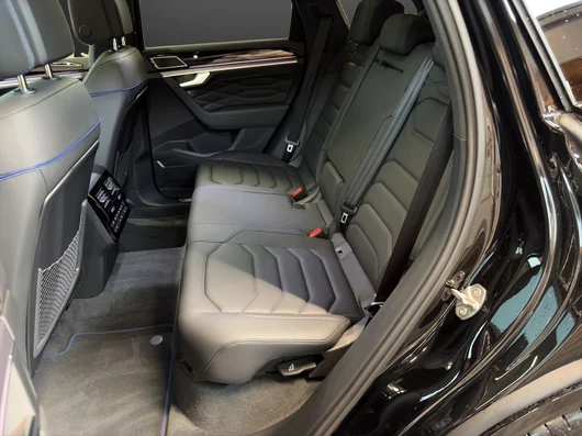 Bild eines Touareg R eHybrid TSI 4M. Final Edition