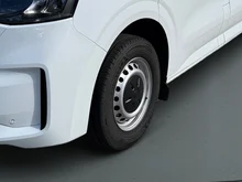 VW Kastenwagen Transporter Kastenwagen TDI in Clear White