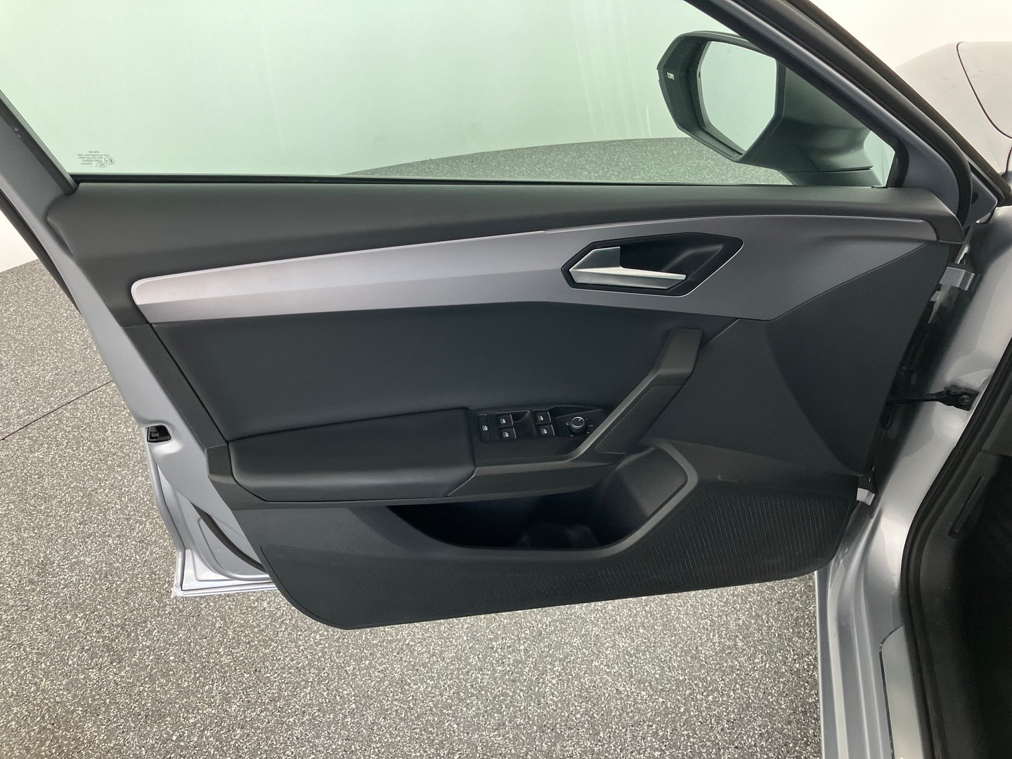SEAT Leon SP Kombi FR 2.0 TDI DSG | Bild 4 von 16