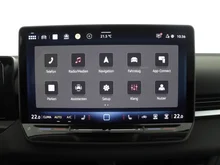 VW T-Roc Life eTSI DSG in Celestial Blue Dach Black Uni