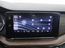 Škoda Octavia Combi 4x4 SCOUT TDI DSG in CANDY-WEISS