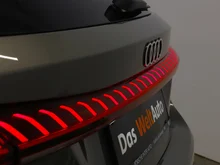 Audi A5 Avant TFSI in Chronosgrau Metallic