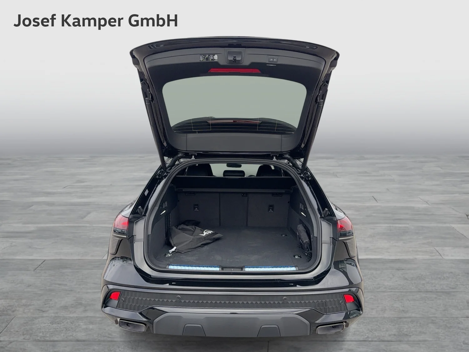 Bild eines Audi A6 allroad e-hybrid quattro 270 kW