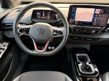 VW ID.4 GTX 4MOTION 220 kW in Mangangrau Metallic Dach Schwarz