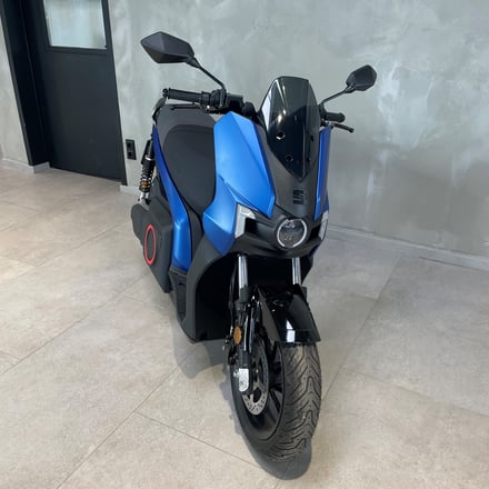 SEAT e-Roller 50 Tarifa Blue