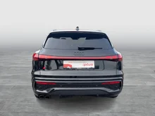 Audi Q5 SUV TDI quattro 150 kW in Mythosschwarz Metallic