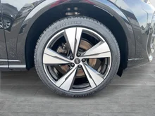 Audi Q5 SUV TDI quattro 150 kW in Mythosschwarz Metallic