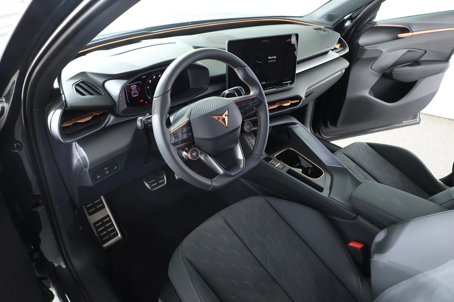 Bild eines CUPRA Terramar 1.5 e-TSI 150 PS DSG