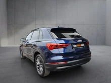 Audi Q3 35 TDI advanced exterieur in NAVARRABLAU METALLIC