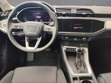 Audi Q3 35 TDI advanced exterieur in NAVARRABLAU METALLIC