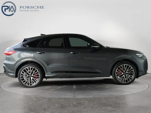 Bild eines Audi Q5 Sportback e-hybrid quattro 270 KW