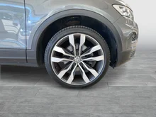 VW T-Roc Design TSI ACT DSG in Indium Grau Metallic