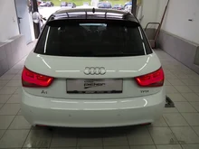 Audi A1 Sportback 1.2 TFSI Ambition in gletscherweiß metallic