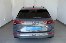 VW Golf Variant Business TDI in Delfingrau Metallic