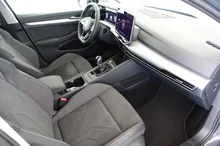 VW Golf Variant Business TDI in Delfingrau Metallic