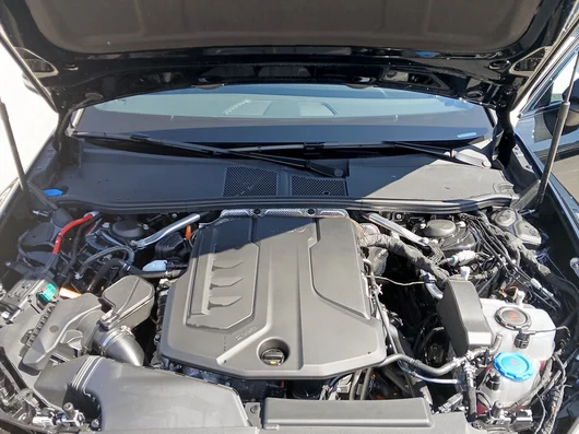 Bild eines Audi A6 Avant e-hybrid quattro 220 kW