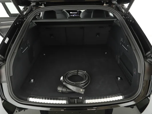 Bild eines Audi A6 Avant e-hybrid quattro 220 kW