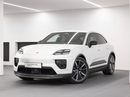 Porsche Macan 4