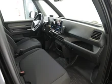 VW ID Buzz ID. Buzz Cargo Pro 4MOTION 250 kW in Grenadillschwarz