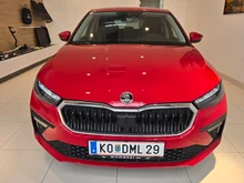 Škoda Scala Selection TSI DSG in Velvet-Rot Metallic