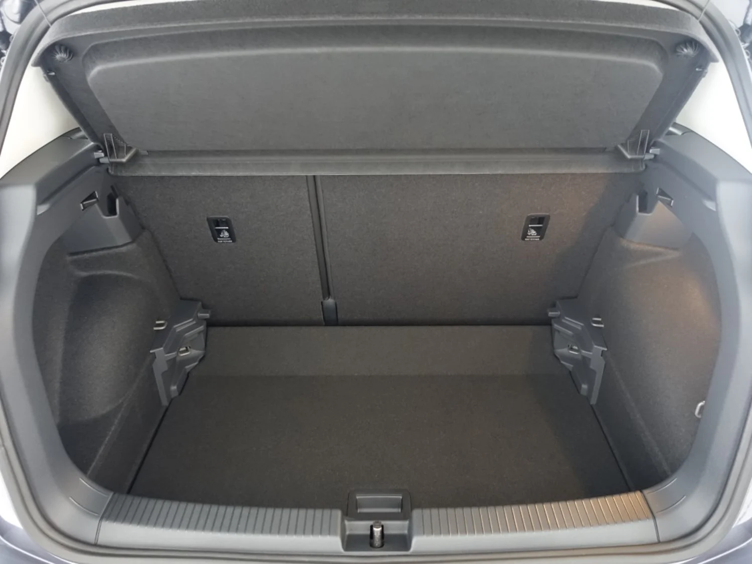 Bild eines VW T-Cross Friends TSI