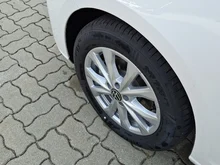 VW Caddy Life Maxi TDI 4MOTION in Candyweiß