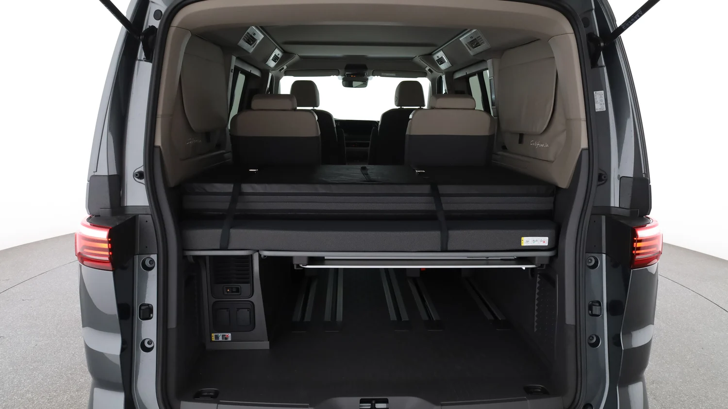 Bild eines California Beach eHybrid 180 kW 4M