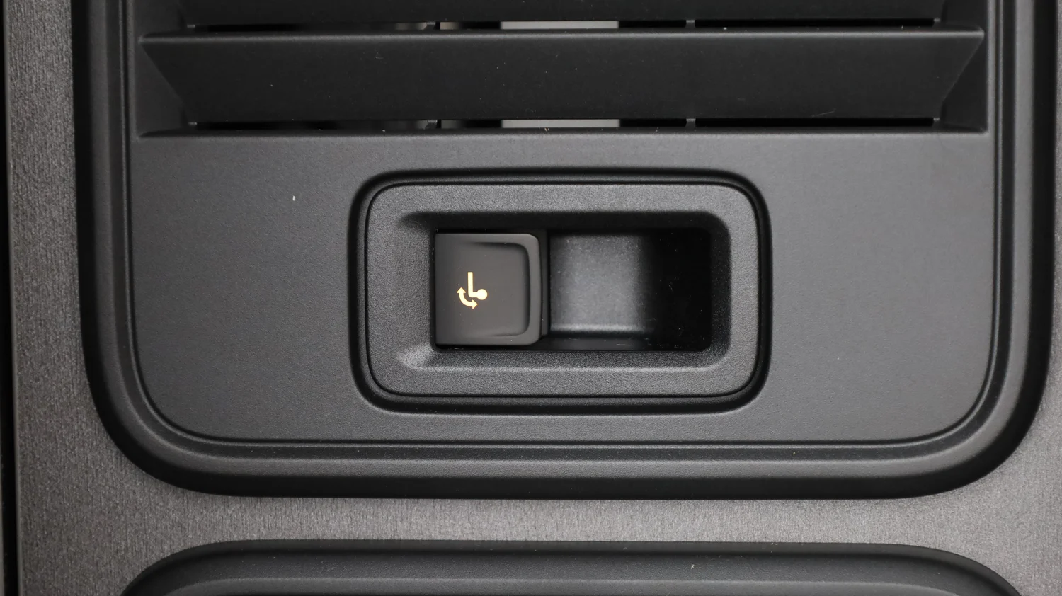 Bild eines California Beach eHybrid 180 kW 4M