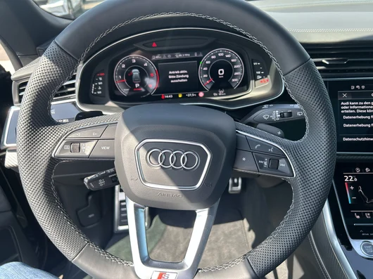 Bild eines Audi Q8 50 TDI quattro