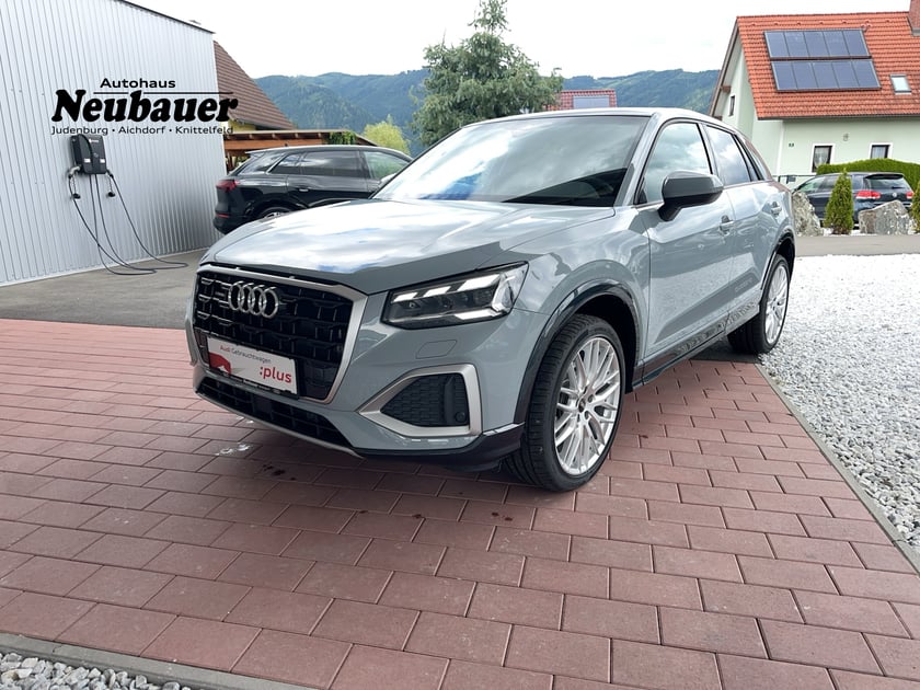 Audi Q2 35 TDI quattro admired