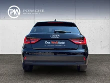 Audi A1 Sportback 25 TFSI intense in Mythosschwarz Metallic