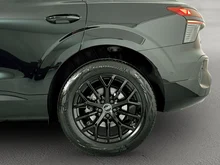 Audi Q3 Sportback TFSI quattro 150 kW intense in Mythosschwarz Metallic