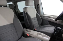 VW Multivan Edition eHybrid 180 kW 4MOTION in Monosilber Metallic/Dach Deepblack