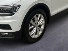 VW Tiguan Highline TDI SCR 4MOTION DSG in Pure White