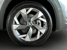 Škoda Kodiaq Sportline TDI DSG in Graphit-Grau Metallic