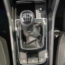 Škoda Karoq Selection TSI in Race-Blau Metallic