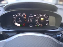 CUPRA Terramar 1.5 e-TSI 150 PS DSG in Nacht-Schwarz Metallic