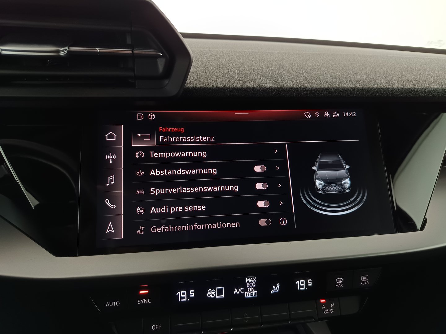 Audi A3 Sportback 30 TFSI | Bild 22 von 36