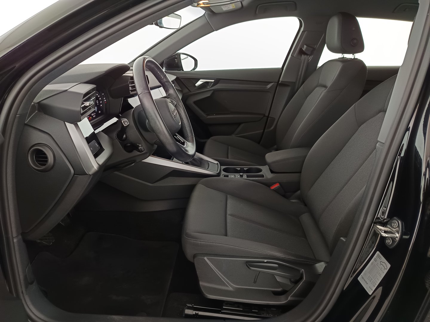 Audi A3 Sportback 30 TFSI | Bild 13 von 36