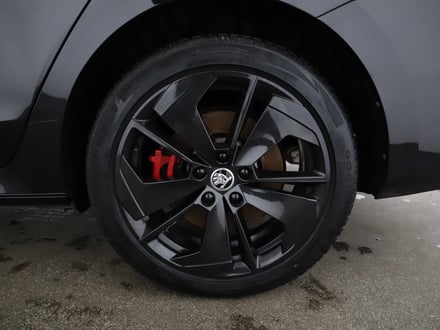 Škoda OCTAVIA Combi RS iV 245 DSG