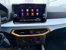 SEAT Arona Reference Edition 1.0 TSI in Candy-Weiß