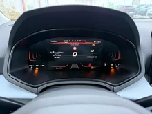 SEAT Arona Reference Edition 1.0 TSI in Candy-Weiß