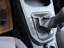 SEAT Arona Reference Edition 1.0 TSI in Candy-Weiß