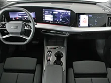 Audi Q4 e-tron performance in Kieselgrau