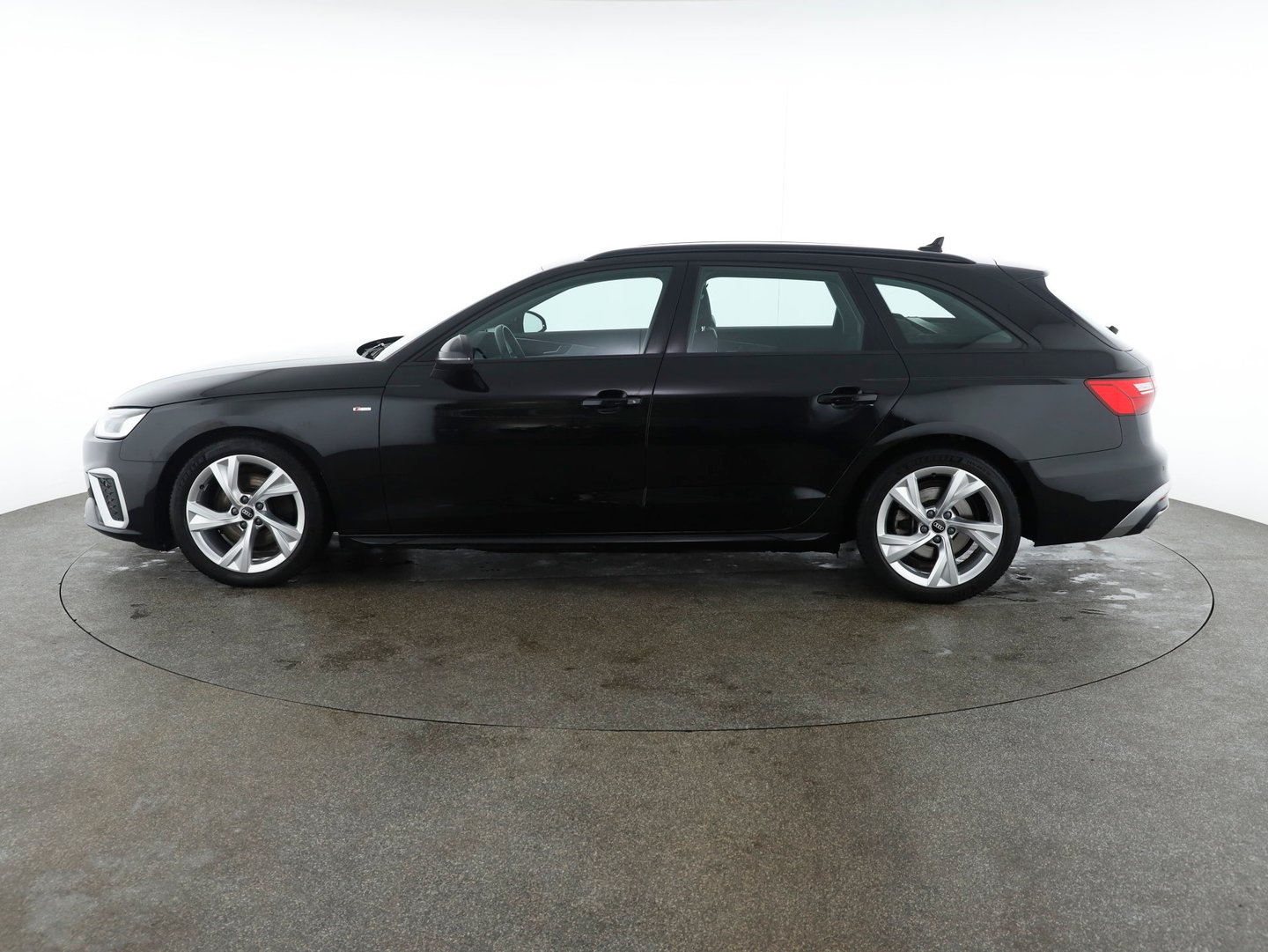 Audi A4 Avant 35 TDI S line | Bild 8 von 30