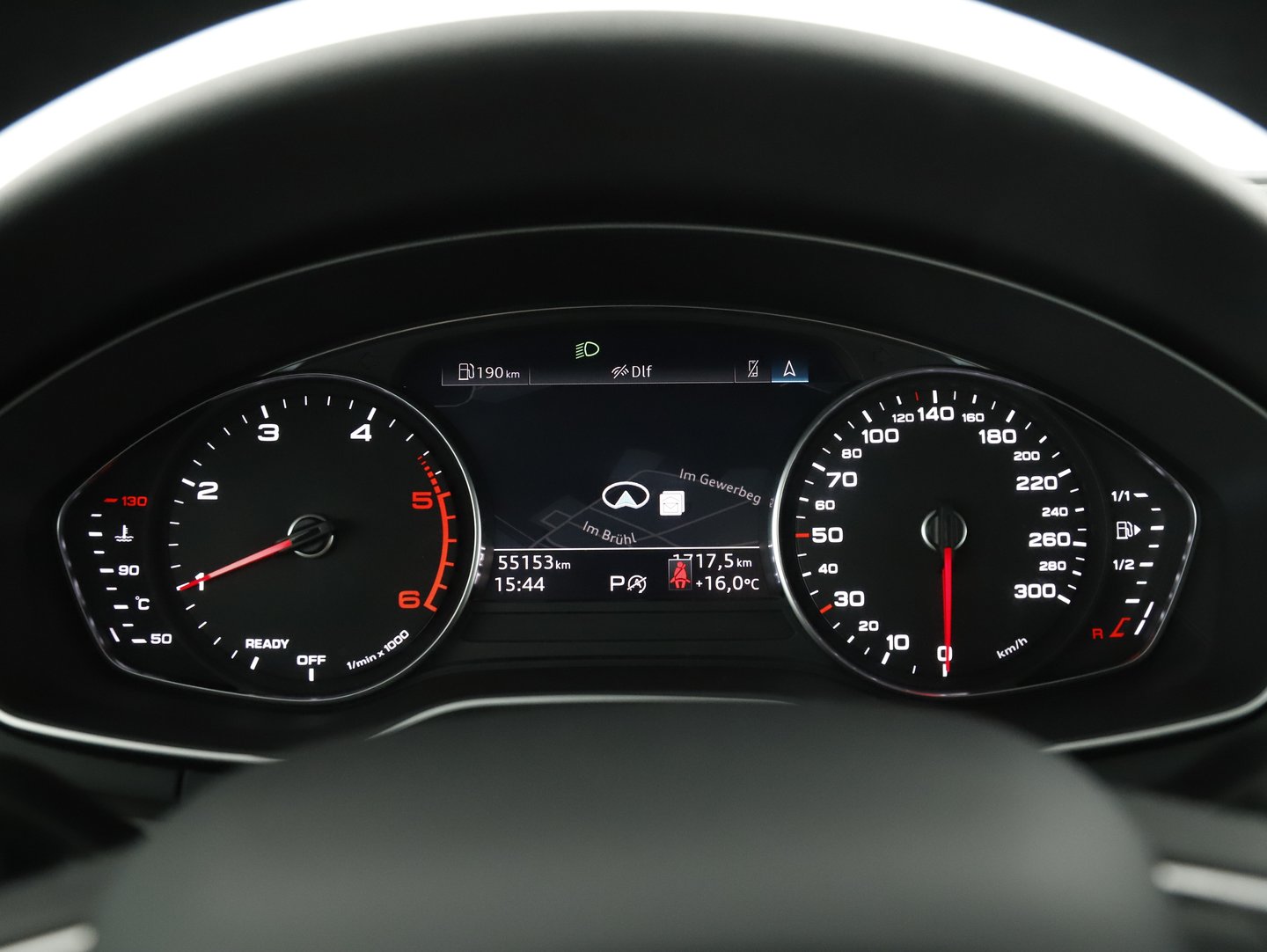 Audi A4 Avant 35 TDI S line | Bild 15 von 30